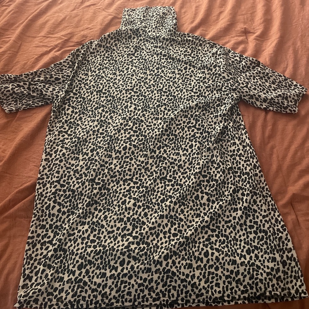 Boohoo leopard dress